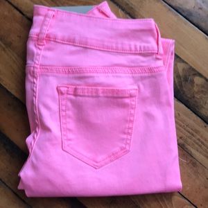 NWT Neon Pink Maurices Jeggings